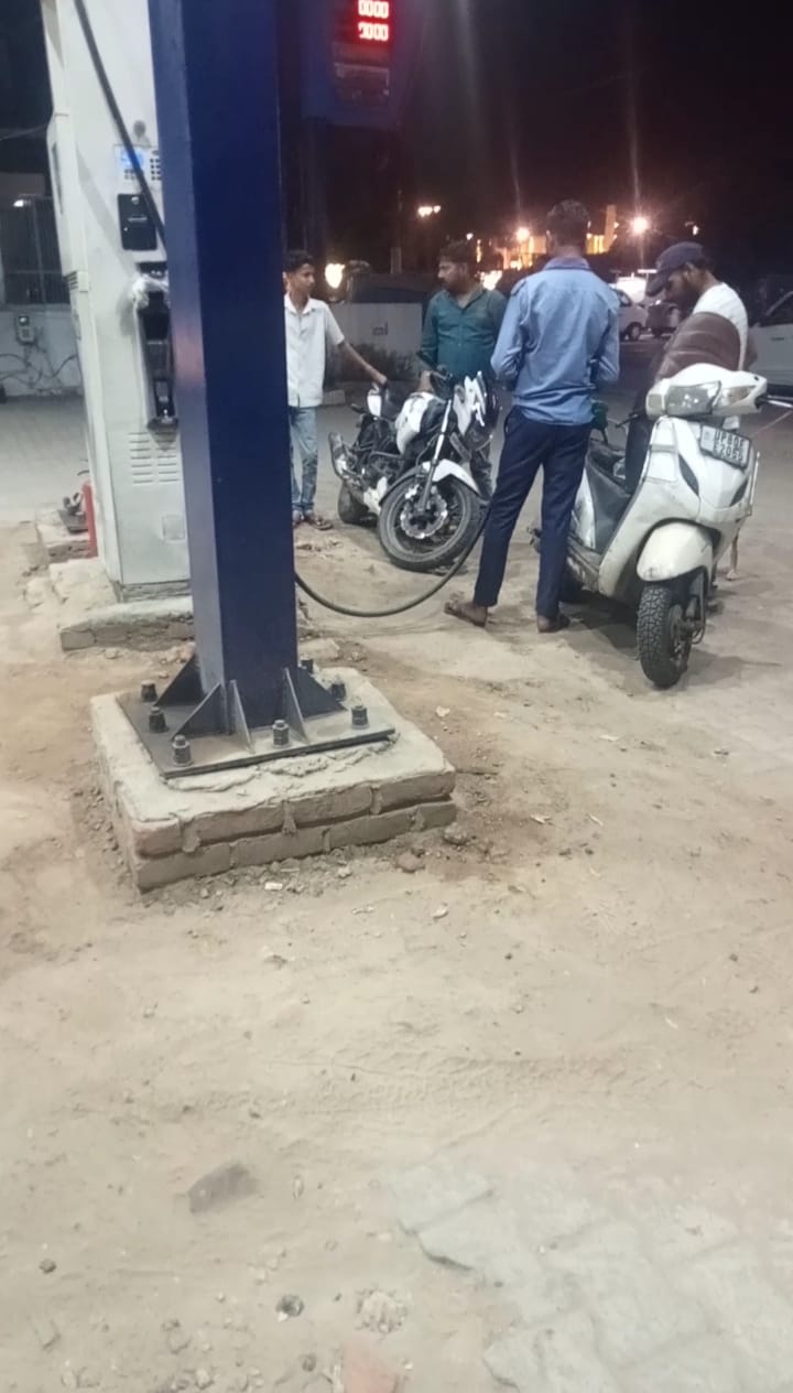 नो हेलमेट नो पेट्रोल
