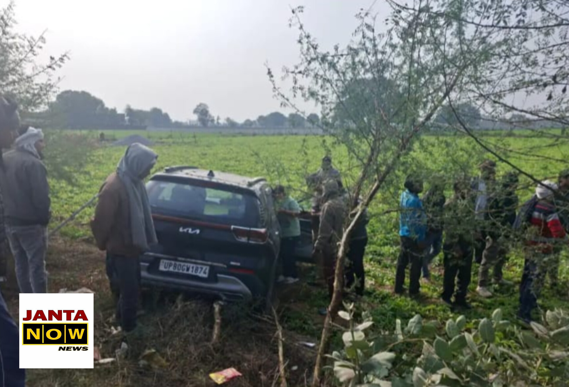 Accident News : तेज रफ्तार डंपर का कहर: ऑटो को राैंदा... चालक की माैके पर ही माैत, कार सवार भी हुआ घायल